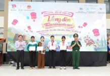 Trung thu ấm áp với trẻ em vùng biên Buôn Đôn